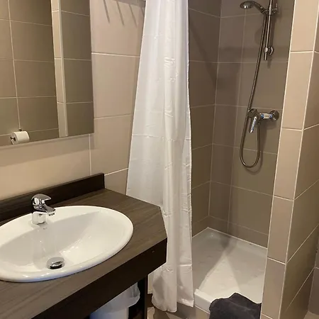 Spacieux A Gourette, 8 Pers, Animaux Admis - Fr-1-860-24 * Gourette